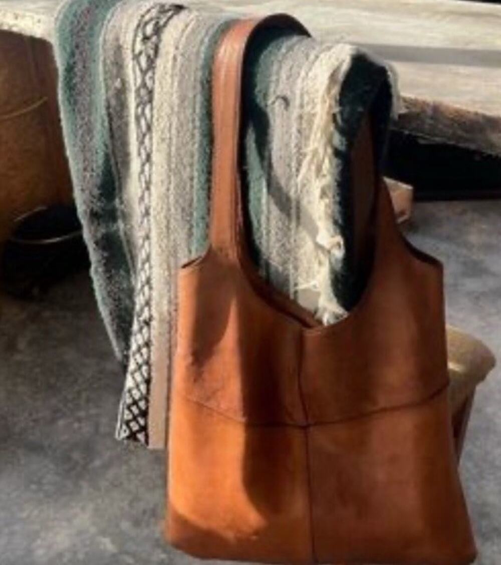 RAVEN + LILY Large Leather Tote Joanna Shoulder Bag Purse Soft Camel Brown